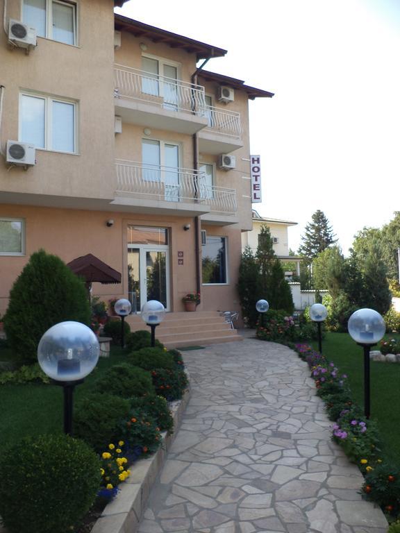 Elit Hotel Sofia Esterno foto